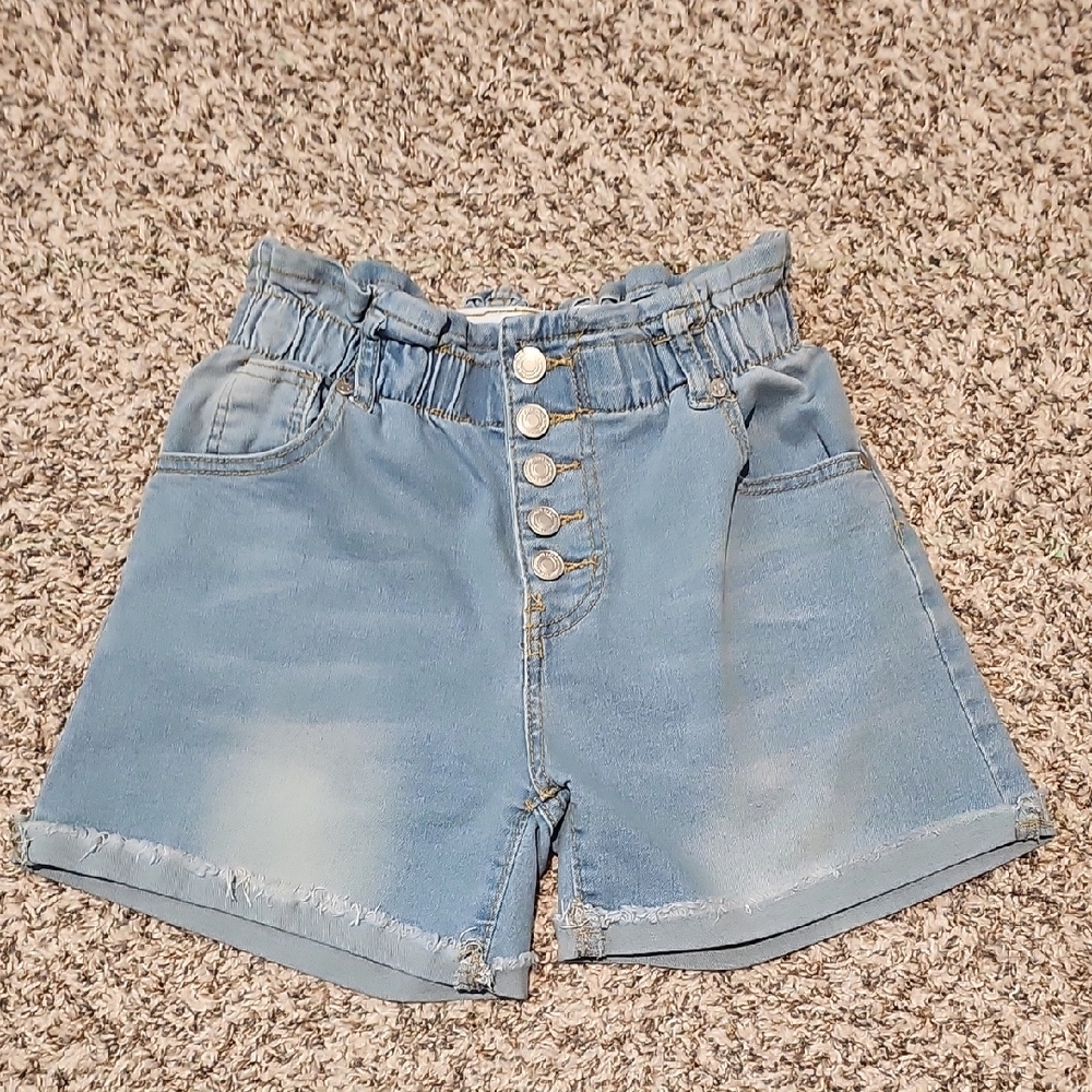 Celebrity ace Denim Paperbag Shorts Womens Size 3/26